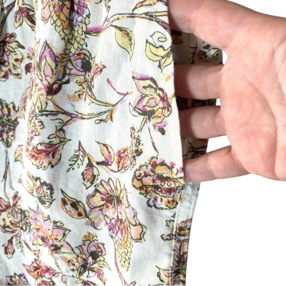 Floral Linen Shorts Small - Picture 2 of 4